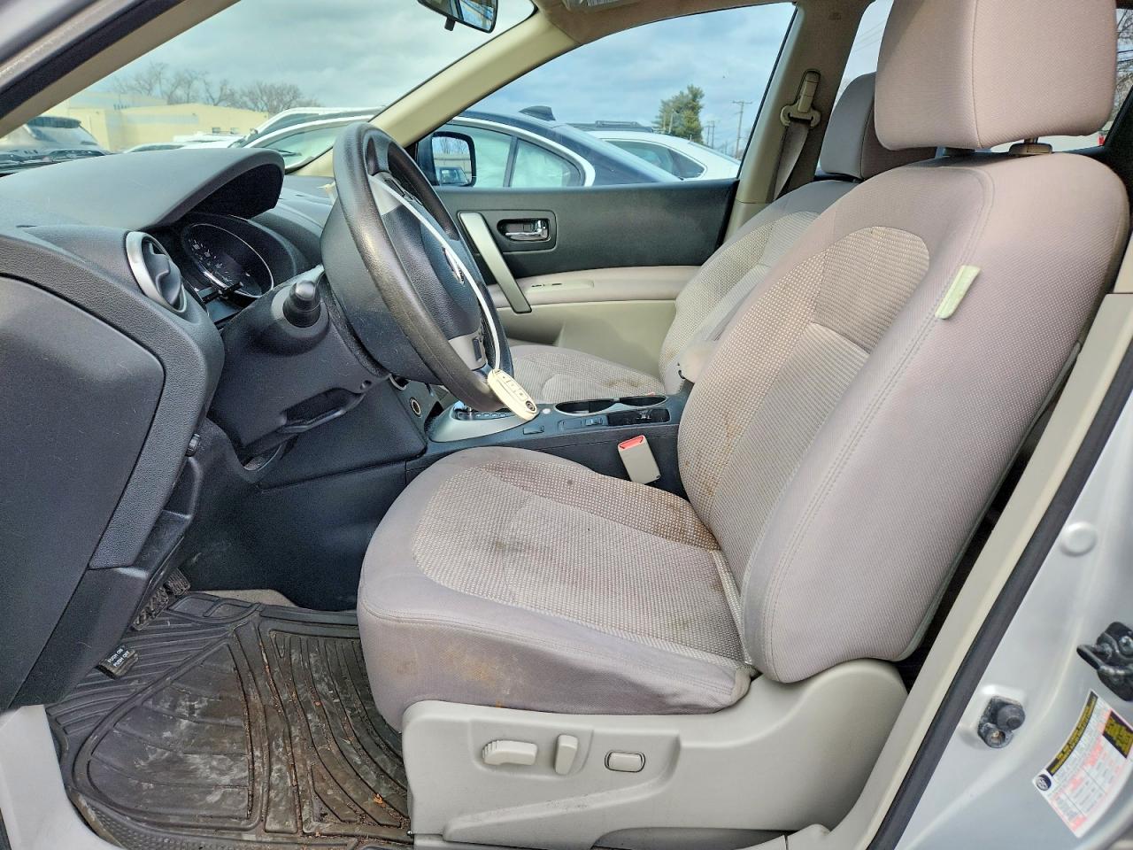 2013 NISSAN ROGUE S photo 13