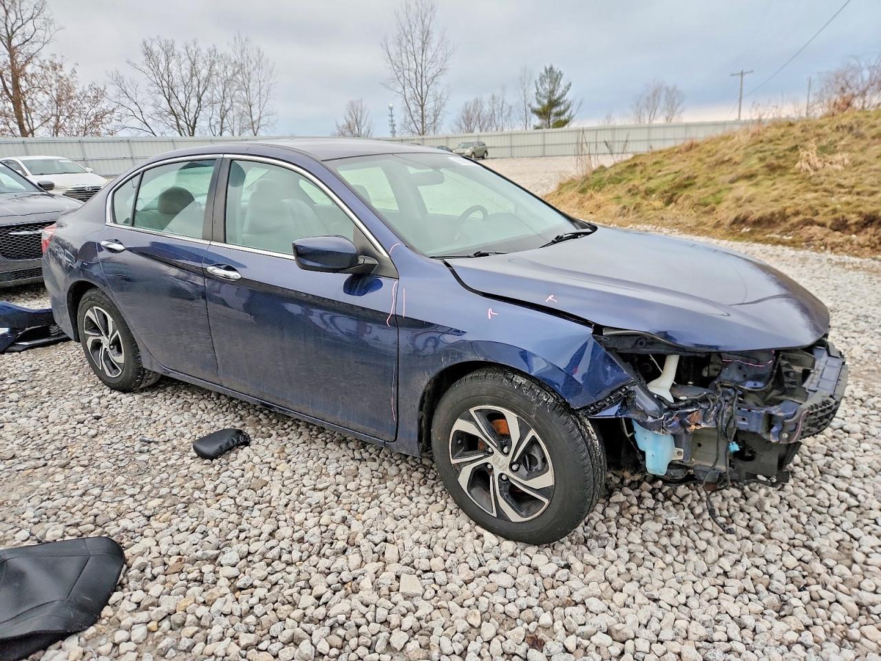 2016 HONDA ACCORD LX photo 7