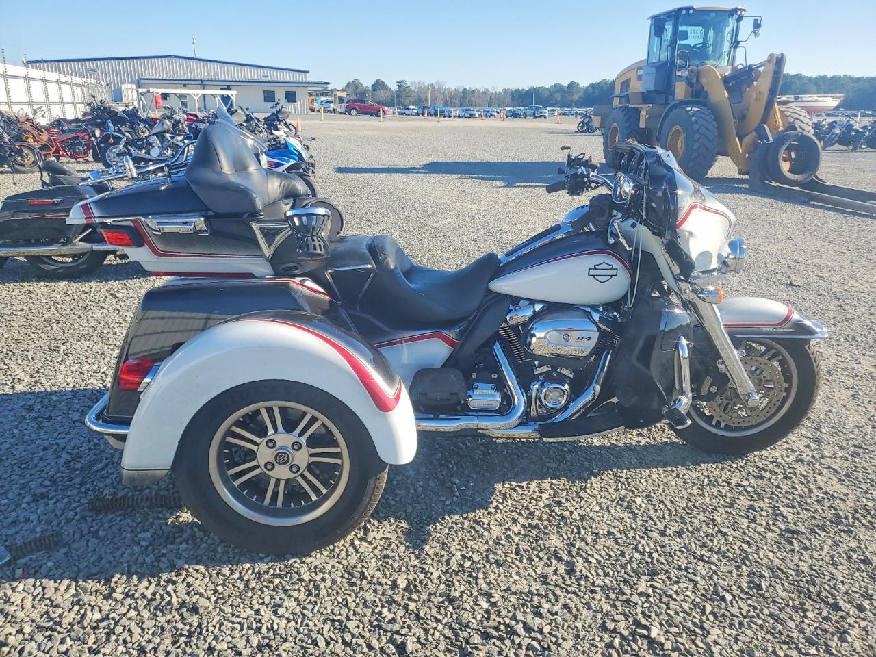 2023 HARLEY-DAVIDSON FLHTCUTG