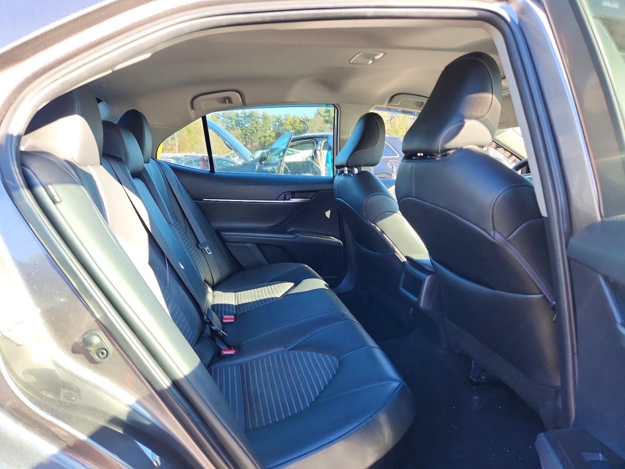 2024 TOYOTA CAMRY SE NIGHT SHADE photo 10