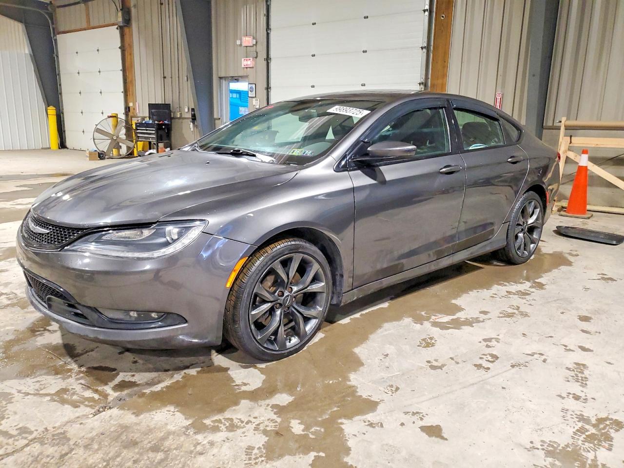 2015 CHRYSLER 200