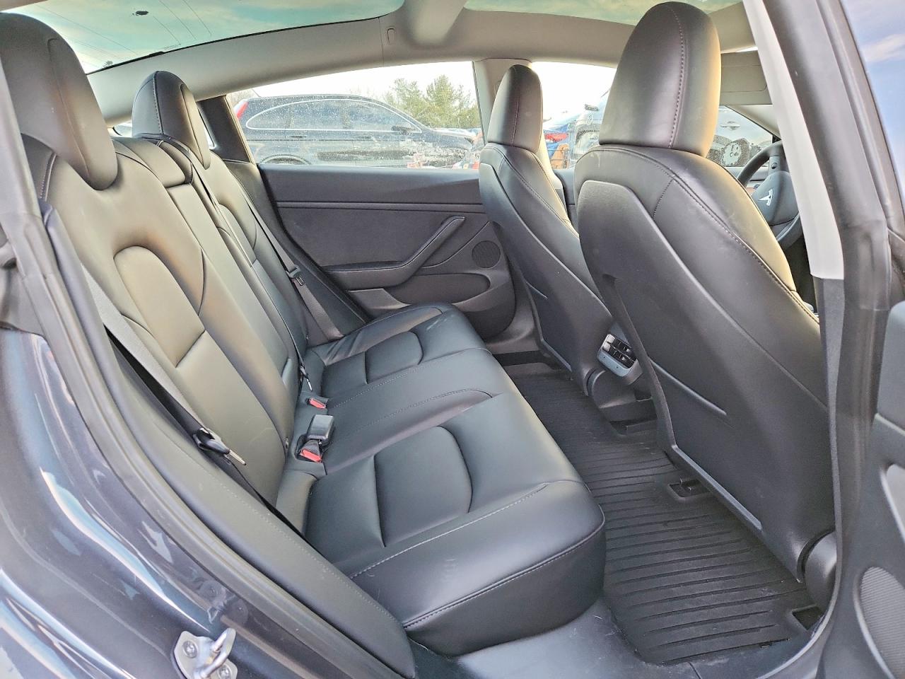 2023 TESLA MODEL 3 photo 10