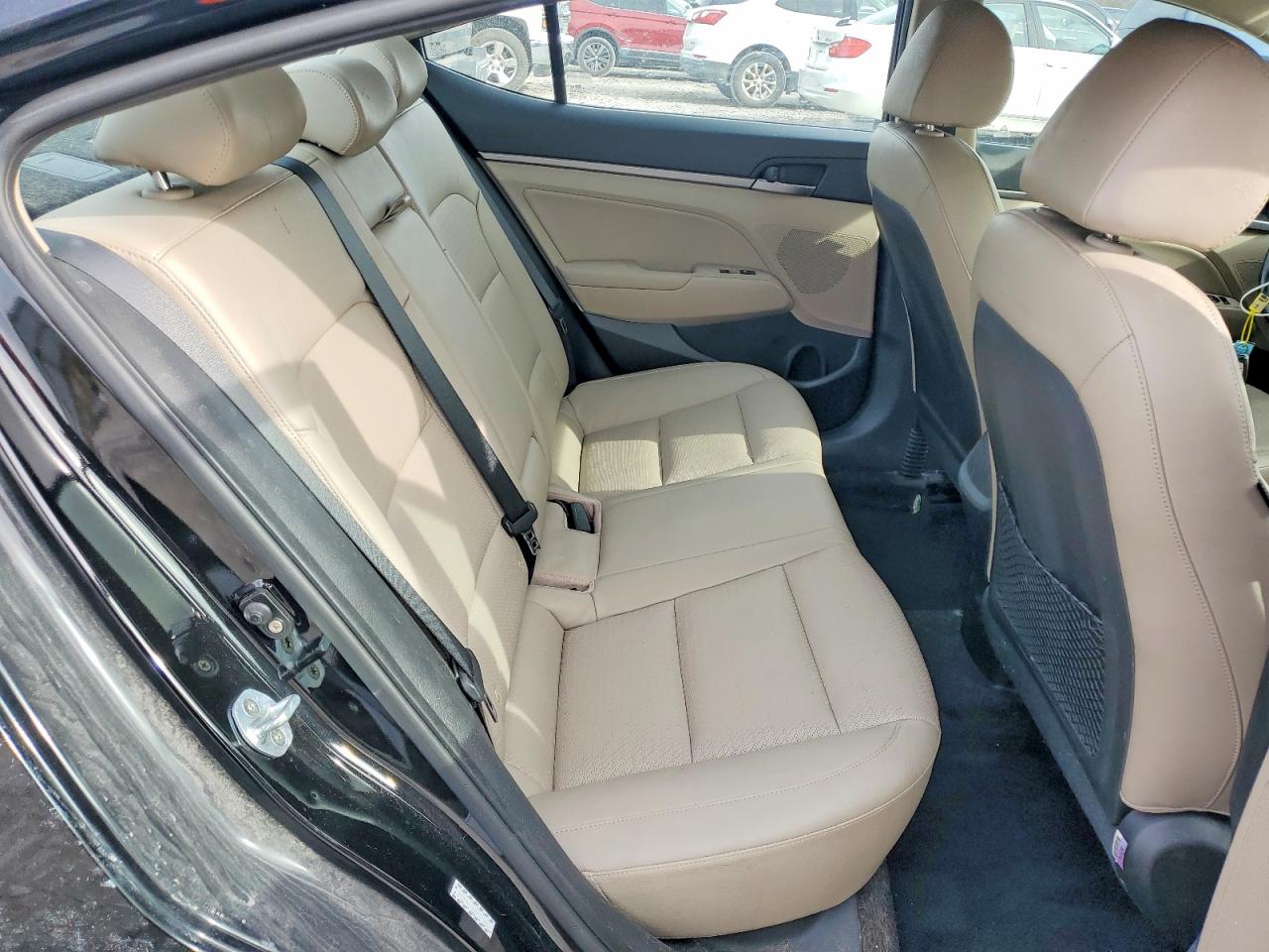 2017 HYUNDAI ELANTRA SE photo 10