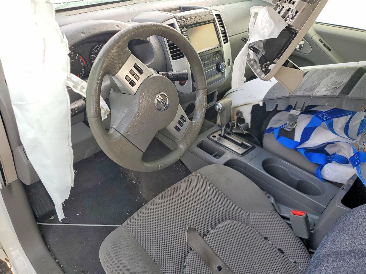 2019 NISSAN FRONTIER SV photo 8