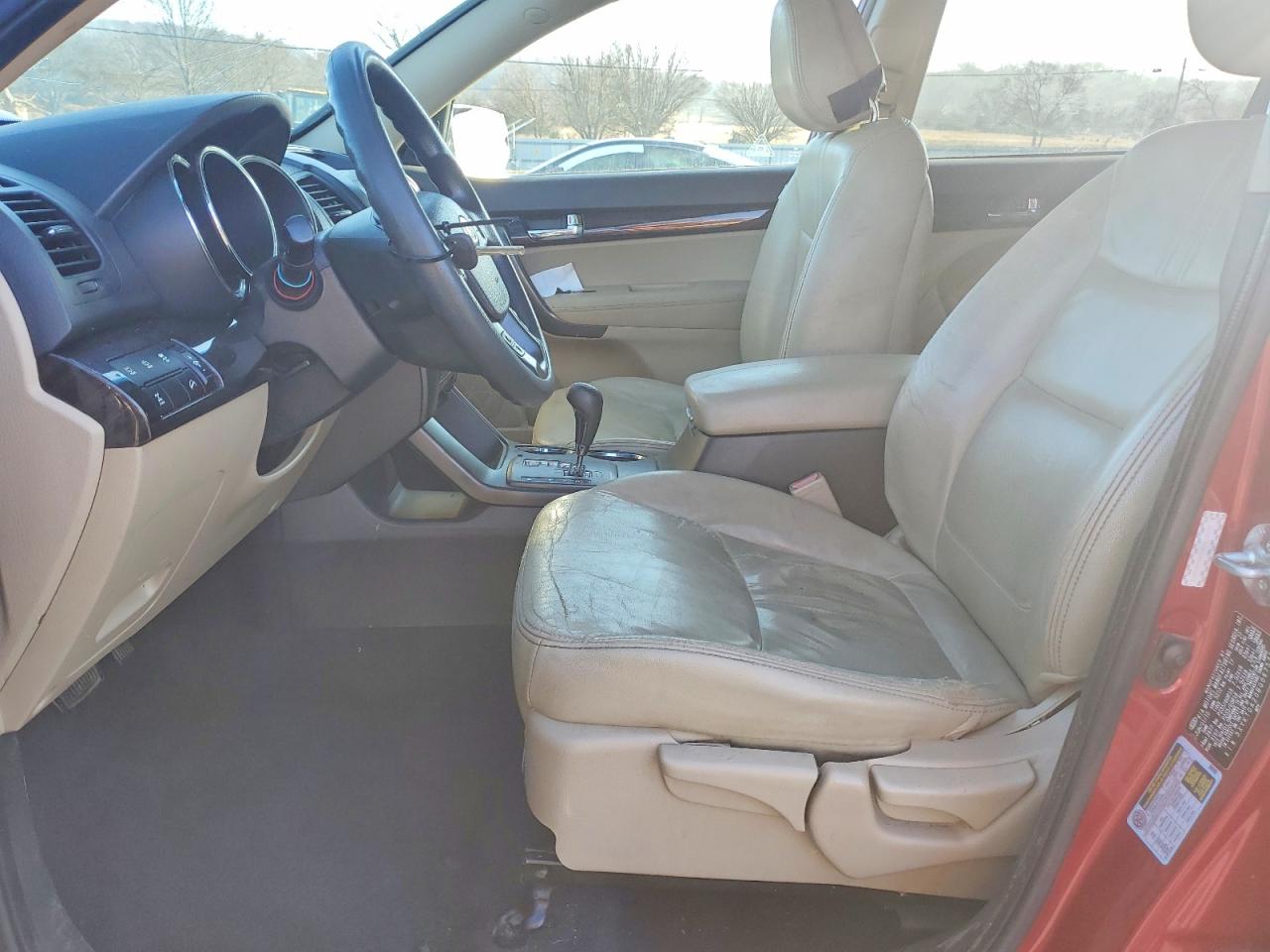 2011 KIA SORENTO BASE photo 7
