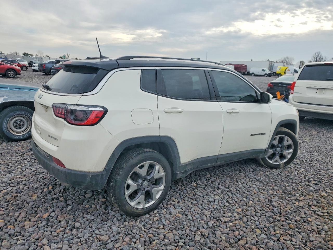 2021 JEEP COMPASS LIMITED photo 3