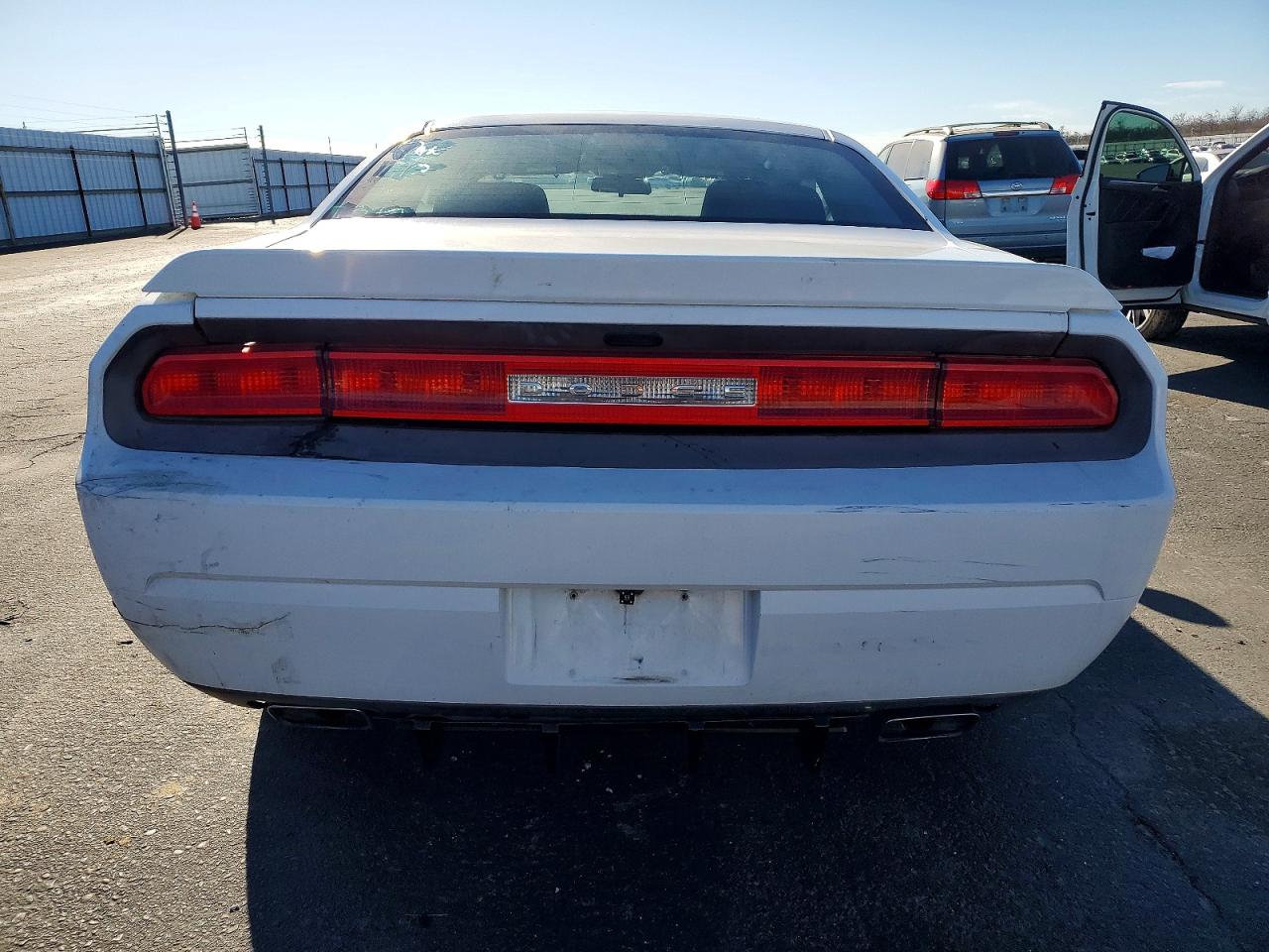 2012 DODGE CHALLENGER SXT photo 6