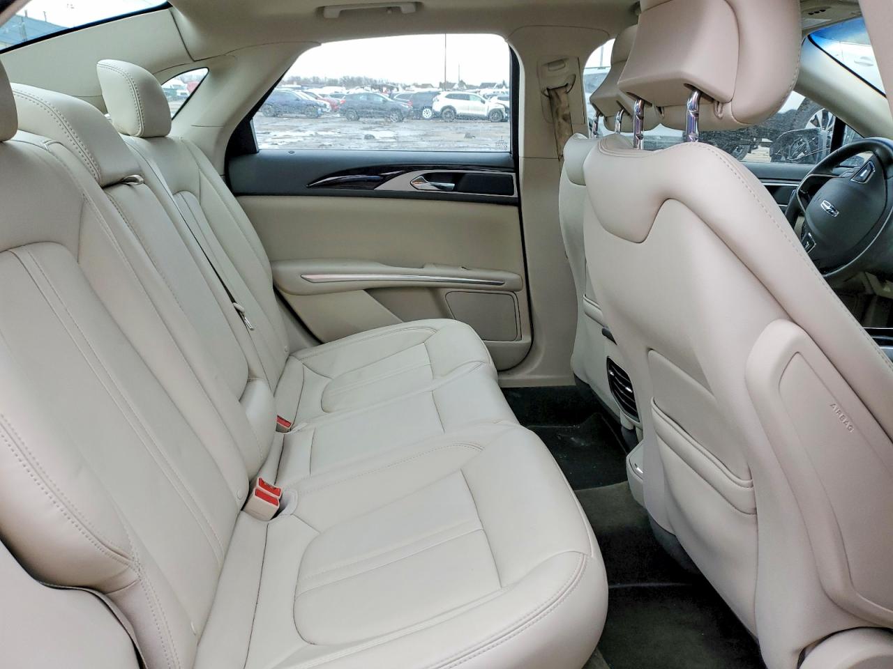 2016 LINCOLN MKZ photo 10