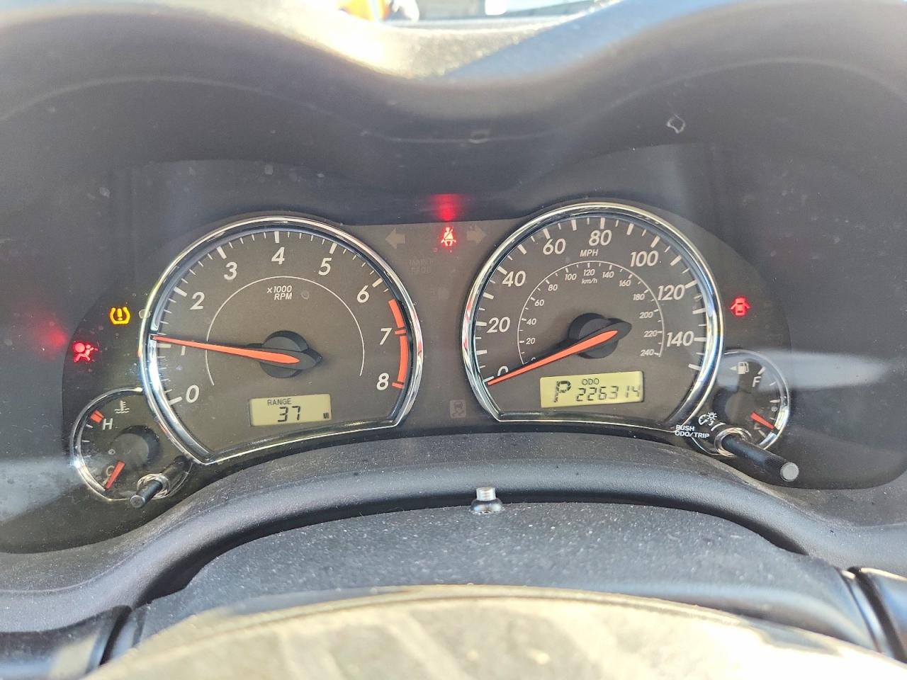 2011 TOYOTA COROLLA BASE photo 9