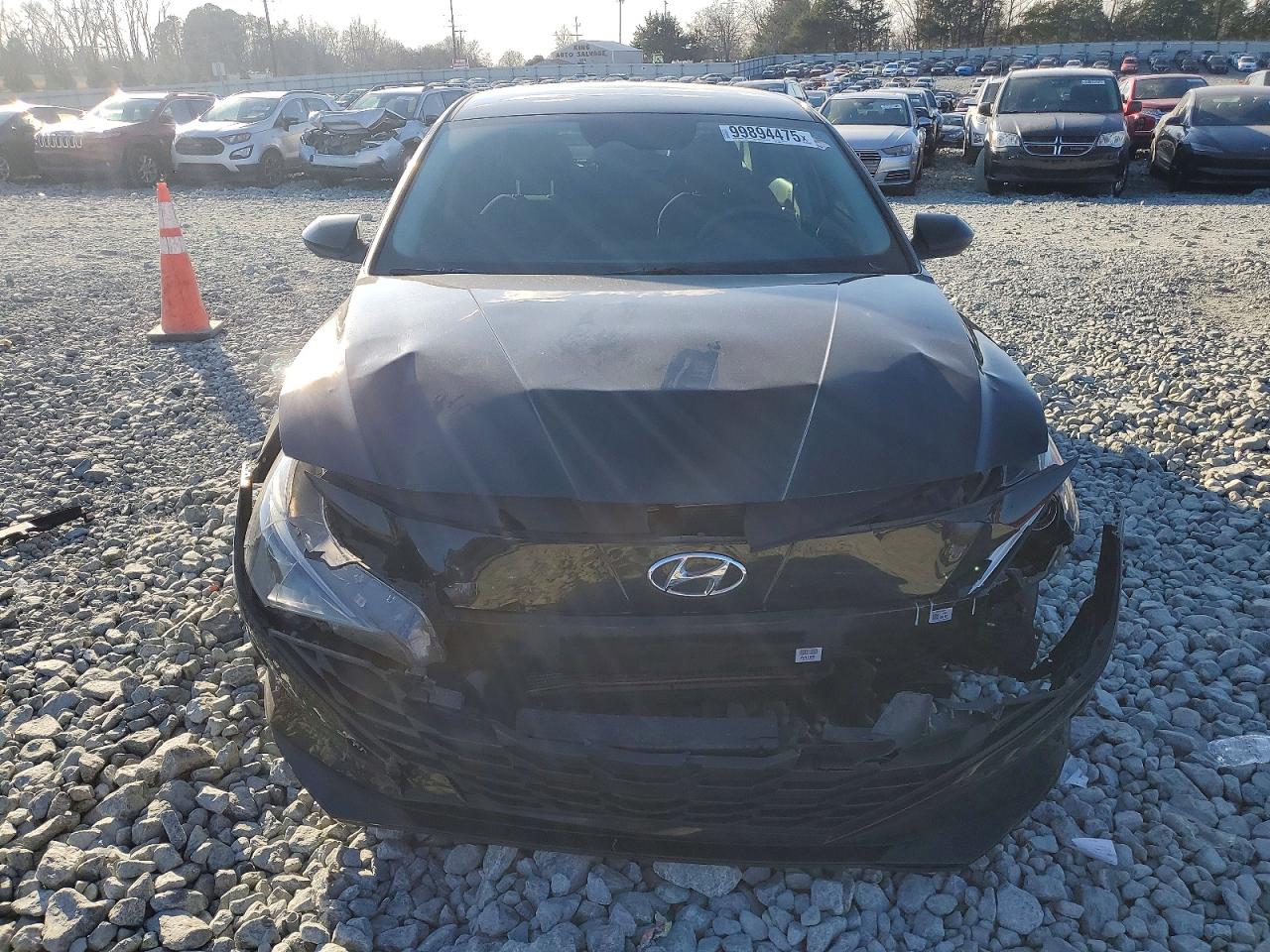 2022 HYUNDAI ELANTRA SEL photo 5
