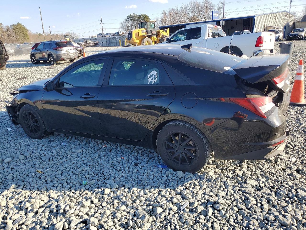2022 HYUNDAI ELANTRA SEL photo 2