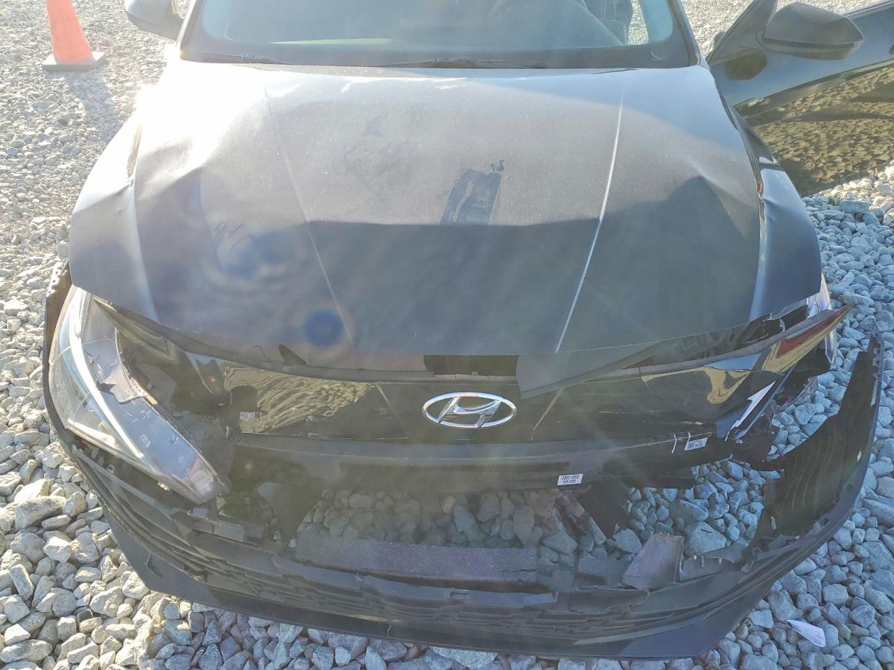 2022 HYUNDAI ELANTRA SEL photo 11