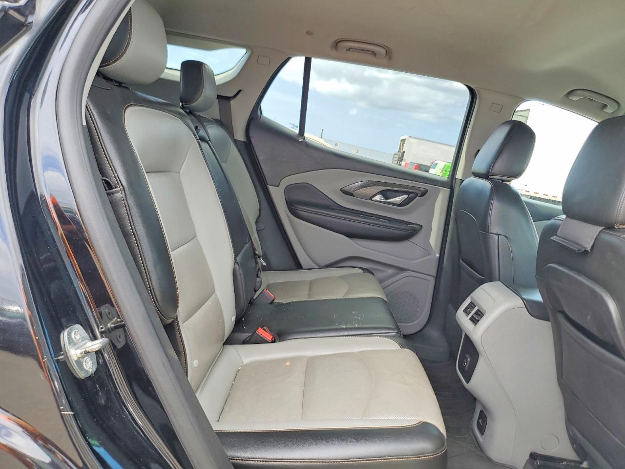 2019 GMC TERRAIN SLT photo 11