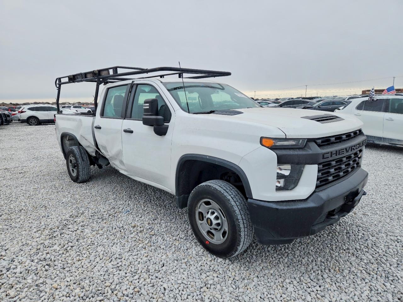 2023 CHEVROLET SILVERADO C2500 HEAVY DUTY photo 4