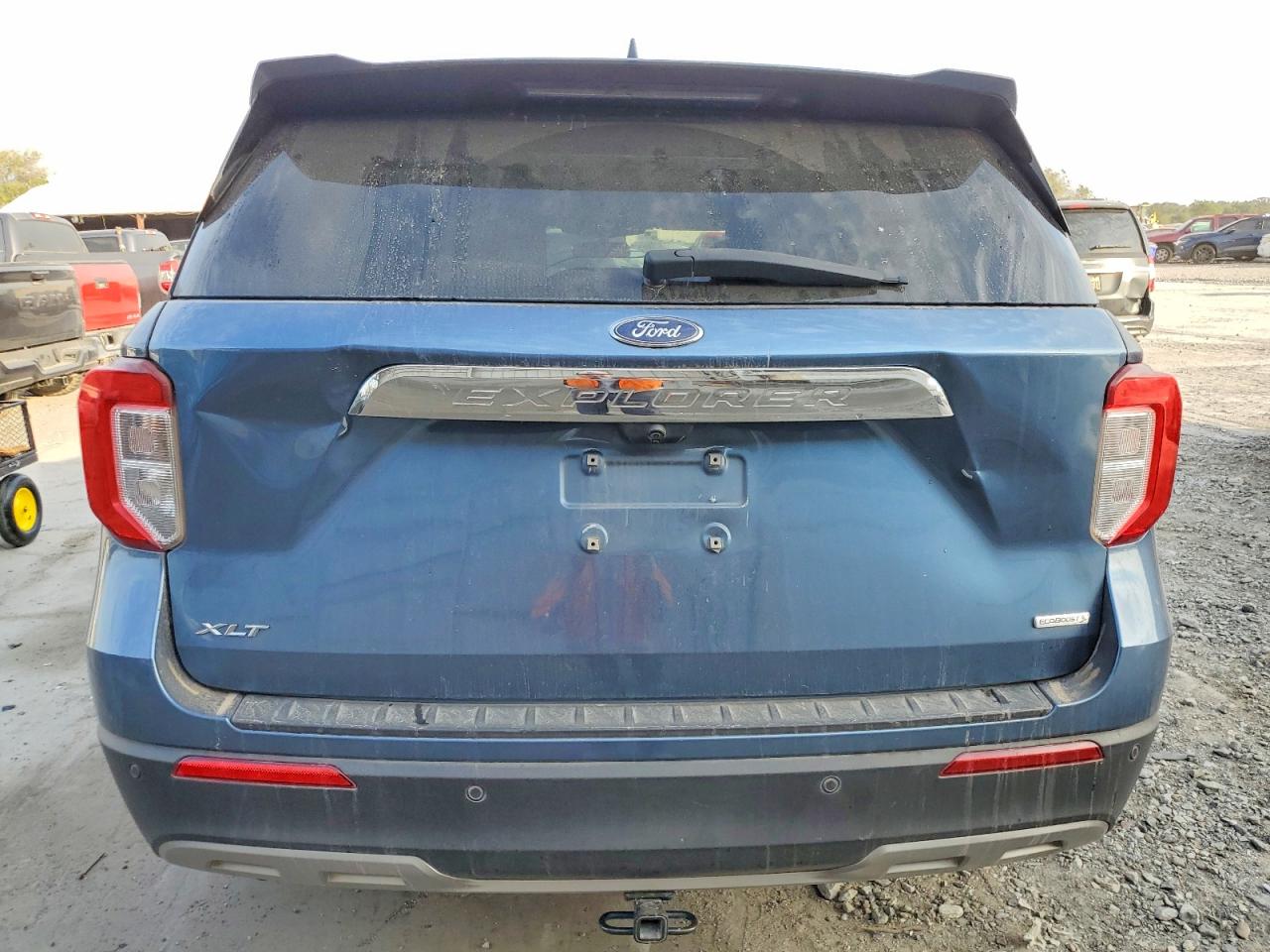 2020 FORD EXPLORER XLT photo 6