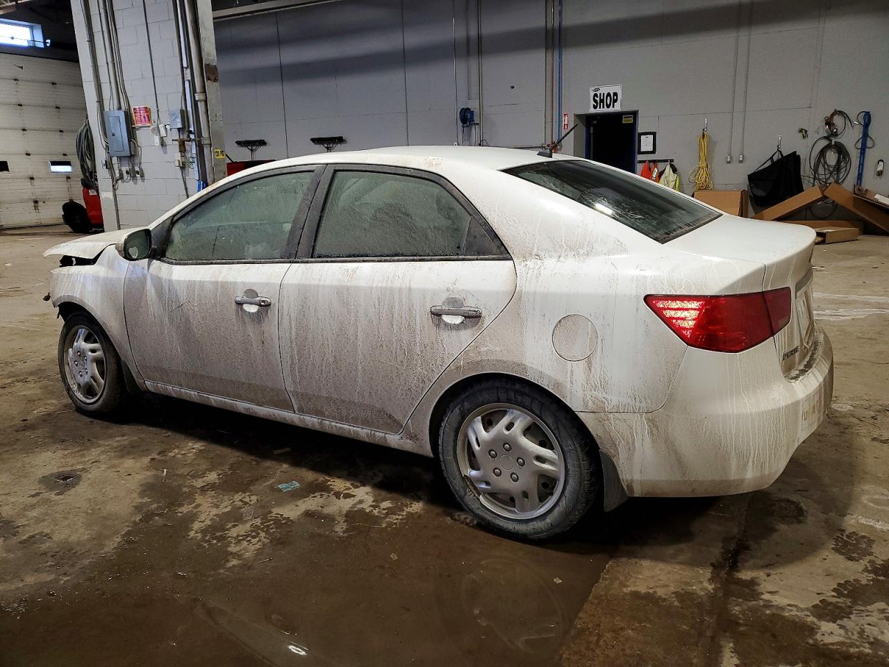 2010 KIA FORTE EX photo 3