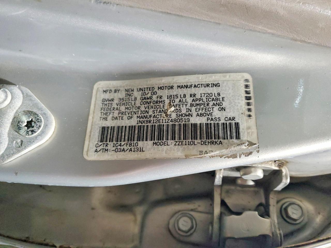 2001 TOYOTA COROLLA CE photo 12