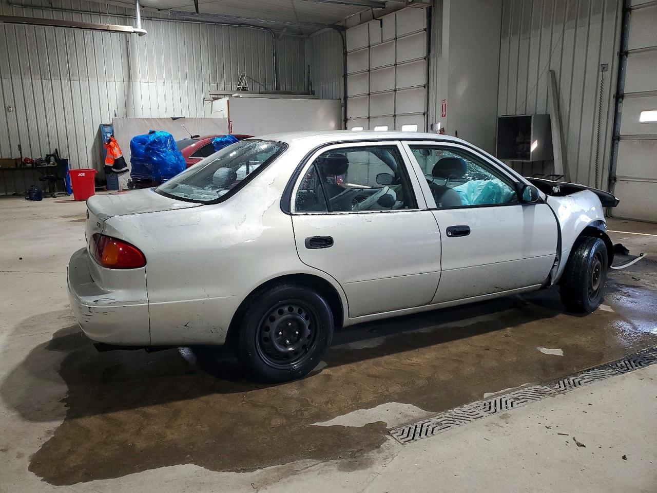 2001 TOYOTA COROLLA CE photo 3