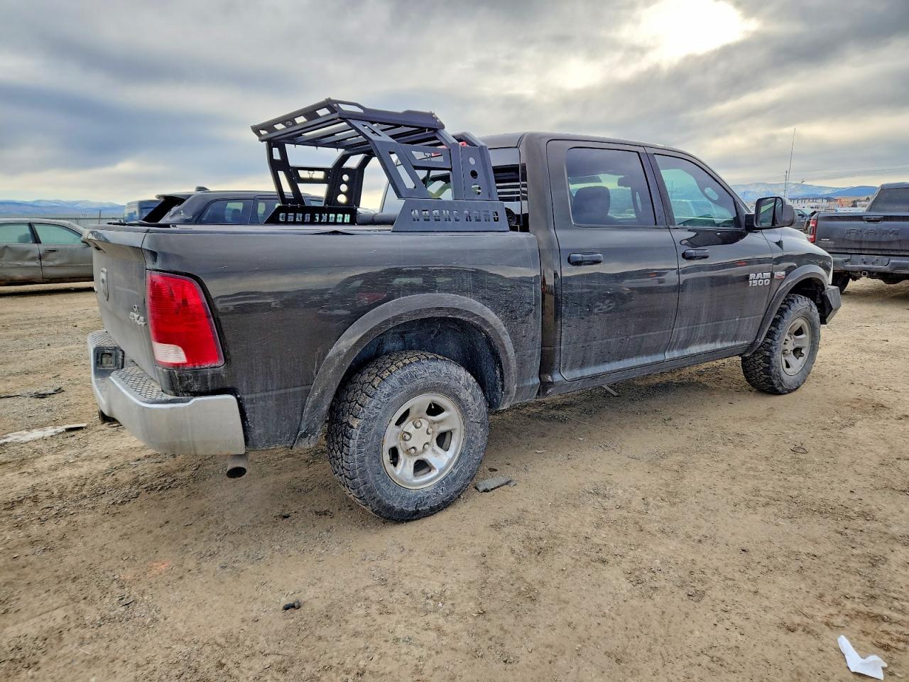 2014 RAM 1500 SLT photo 3