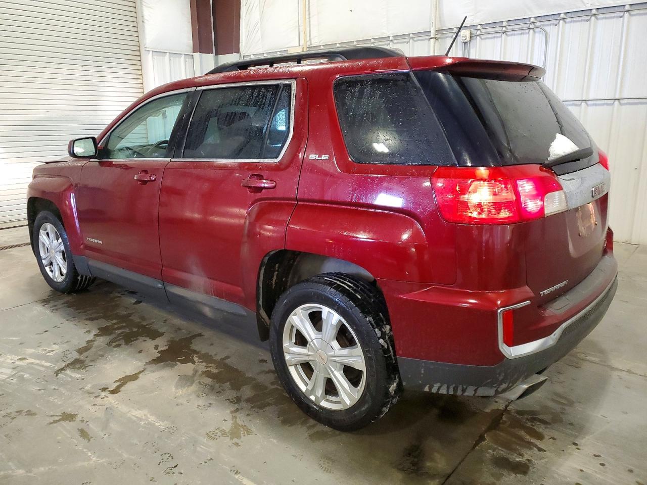 2017 GMC TERRAIN SLE photo 3
