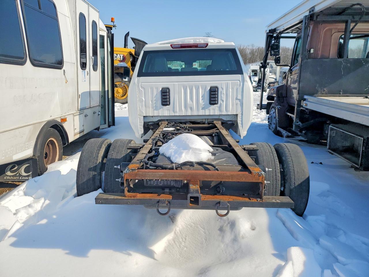 2025 GMC SIERRA HD TRUCK CAB AND CHASSIS photo 11