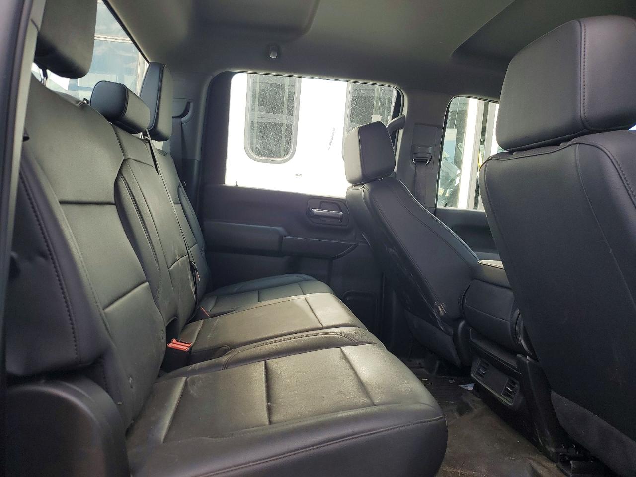 2025 GMC SIERRA HD TRUCK CAB AND CHASSIS photo 19