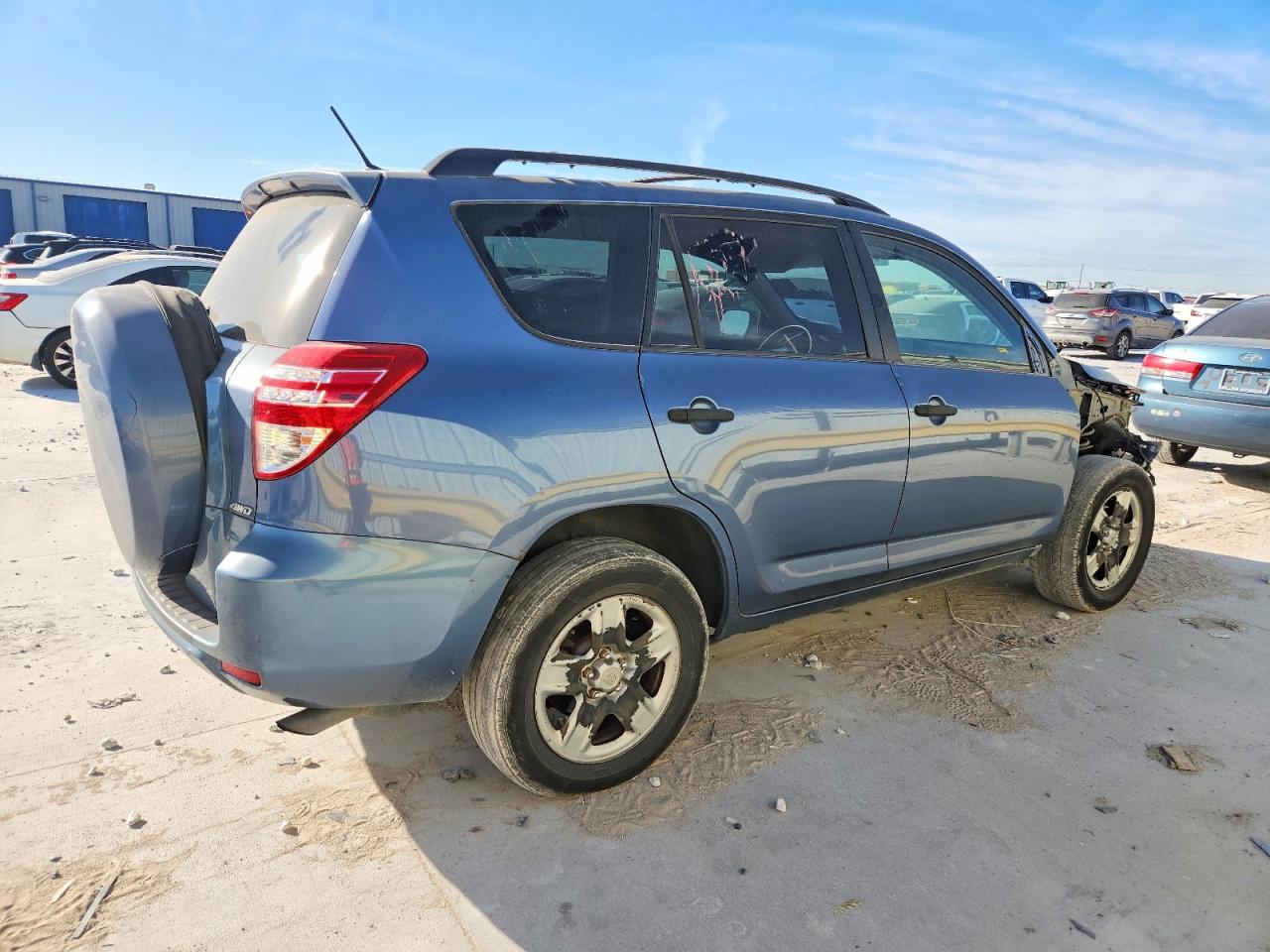 2010 TOYOTA RAV4 photo 3
