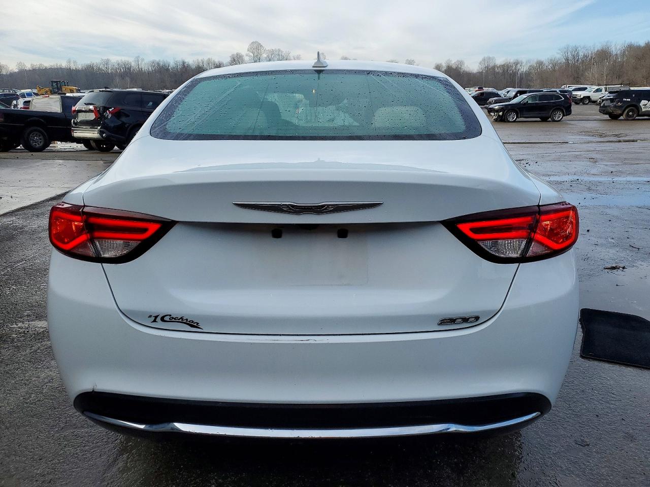 2016 CHRYSLER 200 LIMITED photo 6