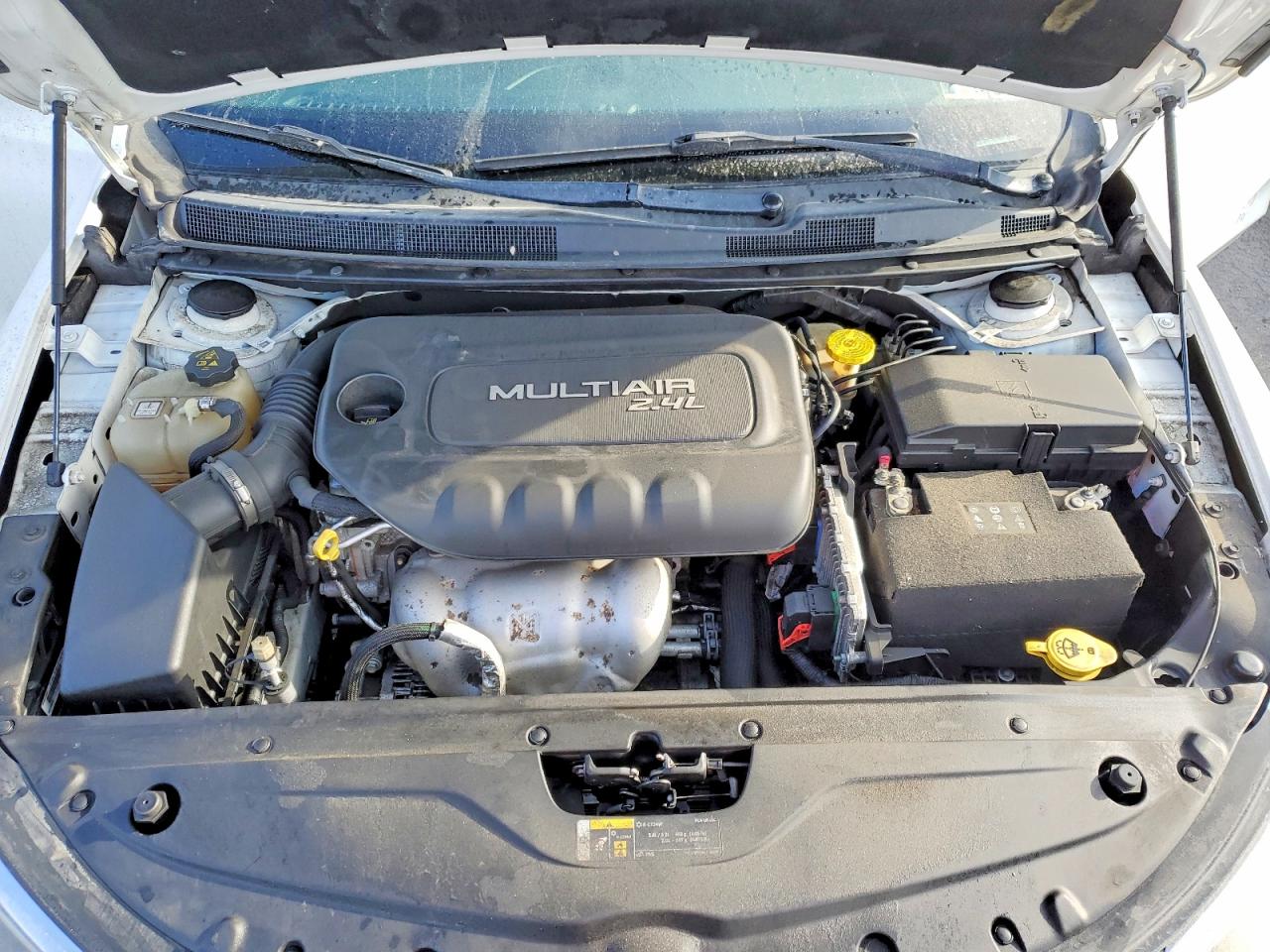 2016 CHRYSLER 200 LIMITED photo 11