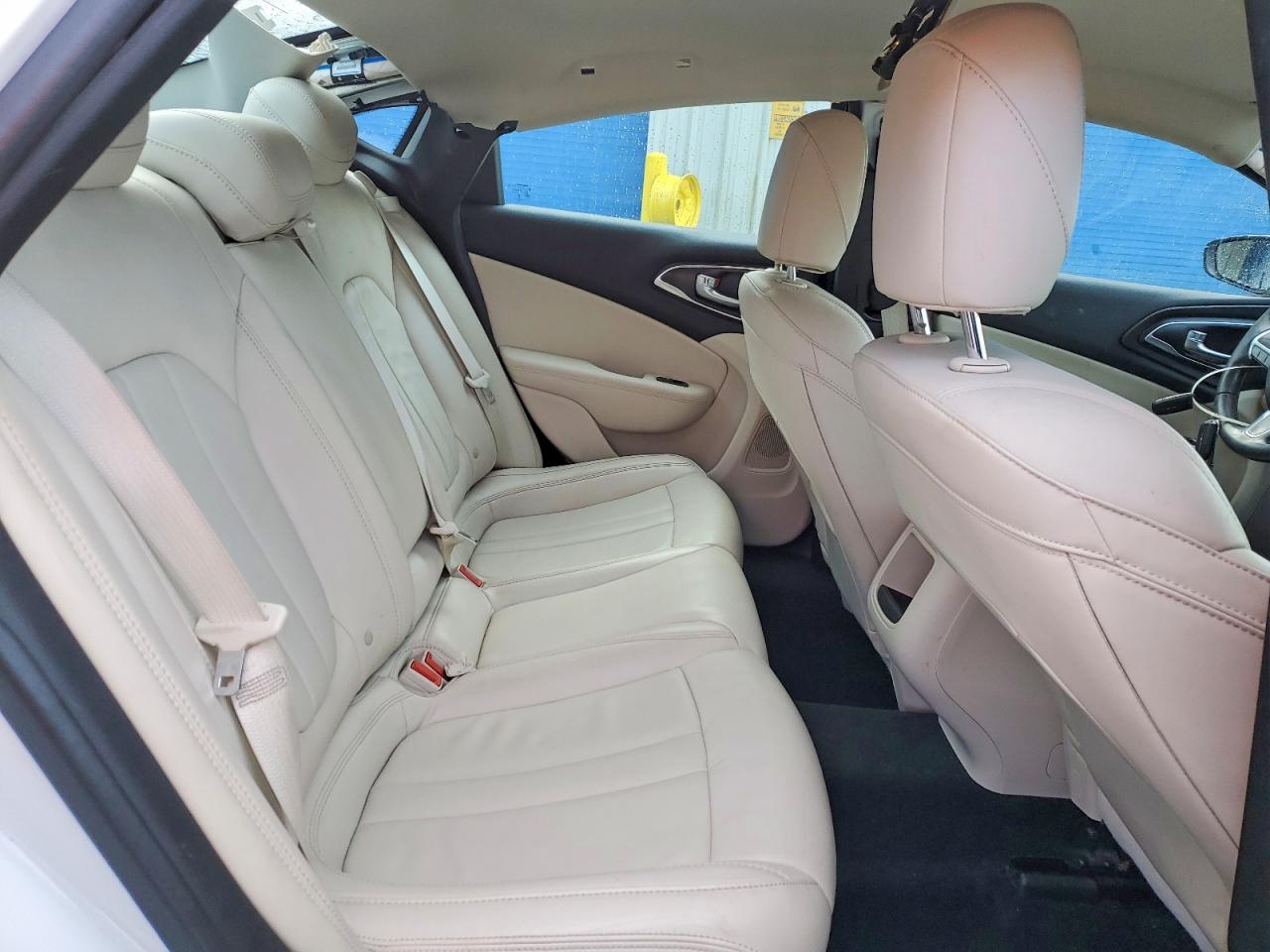 2016 CHRYSLER 200 LIMITED photo 10