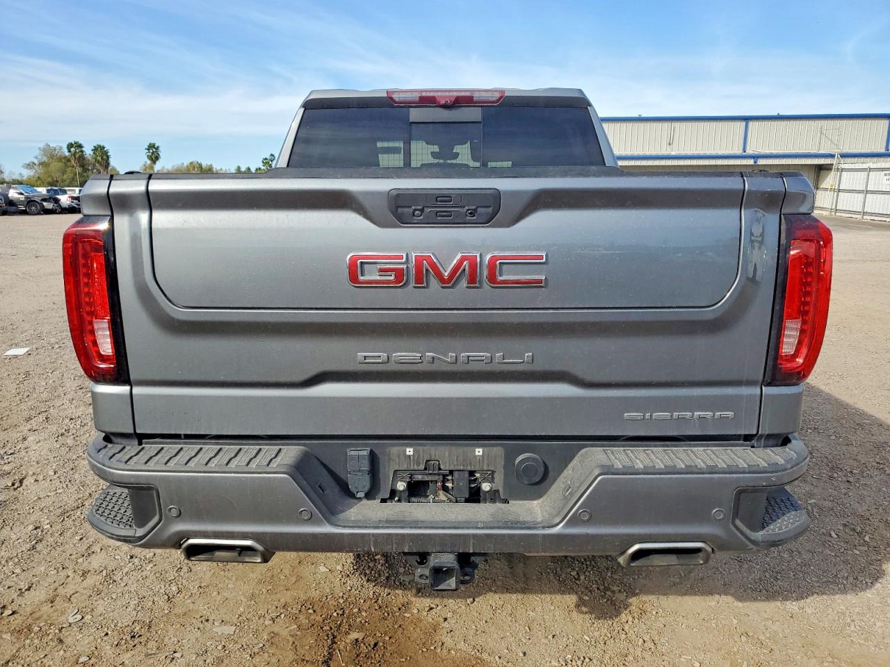 2021 GMC SIERRA K1500 DENALI photo 6