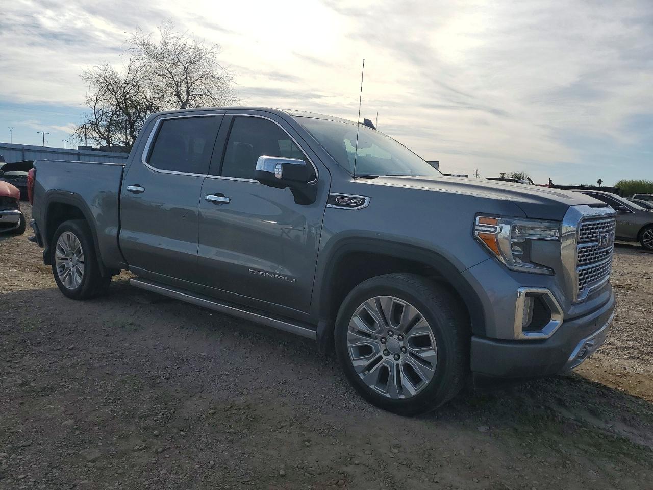 2021 GMC SIERRA K1500 DENALI photo 4