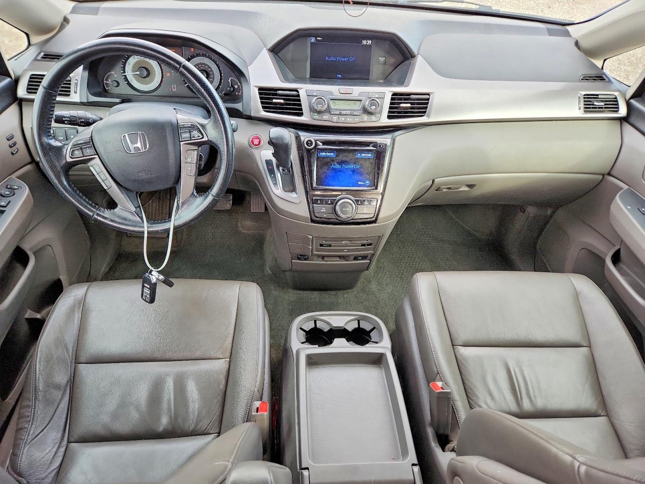 2016 HONDA ODYSSEY TOURING photo 8