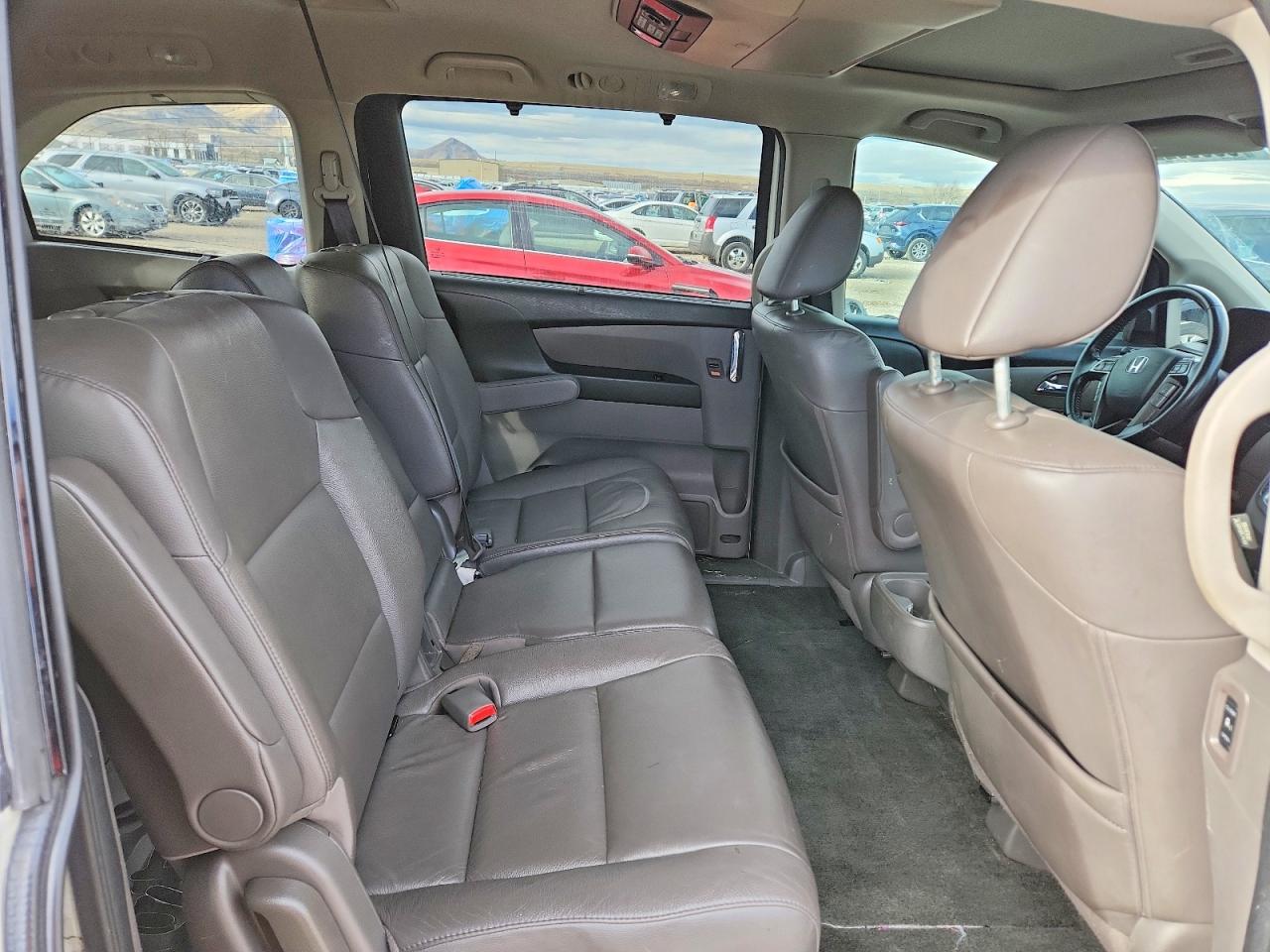 2016 HONDA ODYSSEY TOURING photo 11