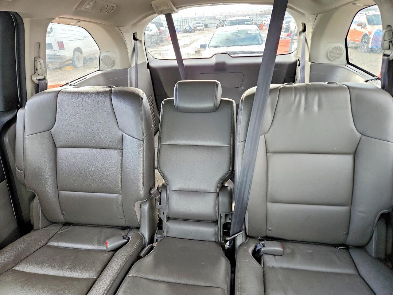 2016 HONDA ODYSSEY TOURING photo 10