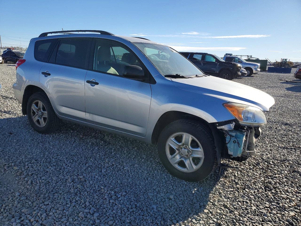 2011 TOYOTA RAV4 photo 4