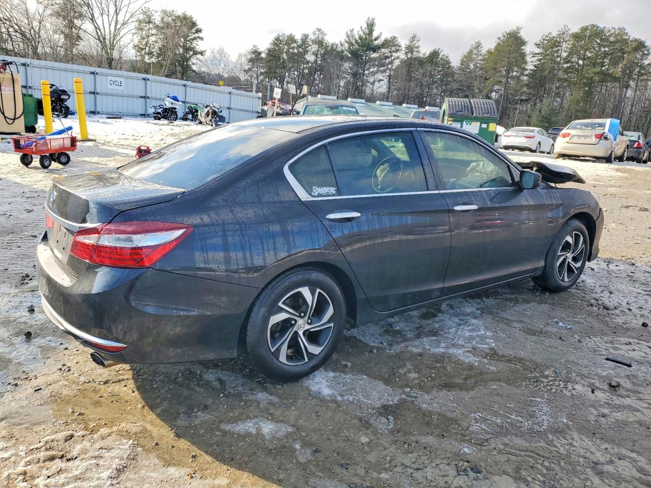 2016 HONDA ACCORD LX photo 3