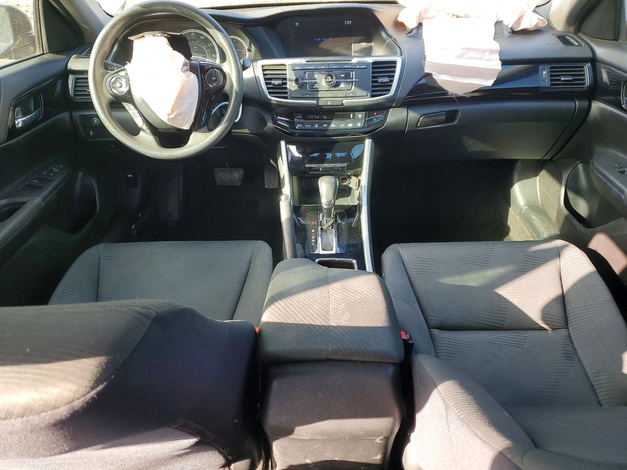 2016 HONDA ACCORD LX photo 8