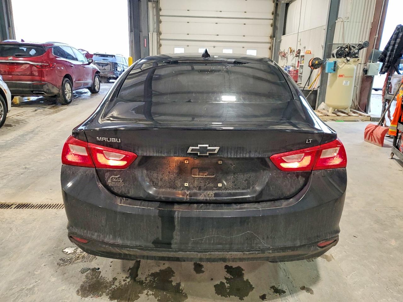 2018 CHEVROLET MALIBU LT photo 6