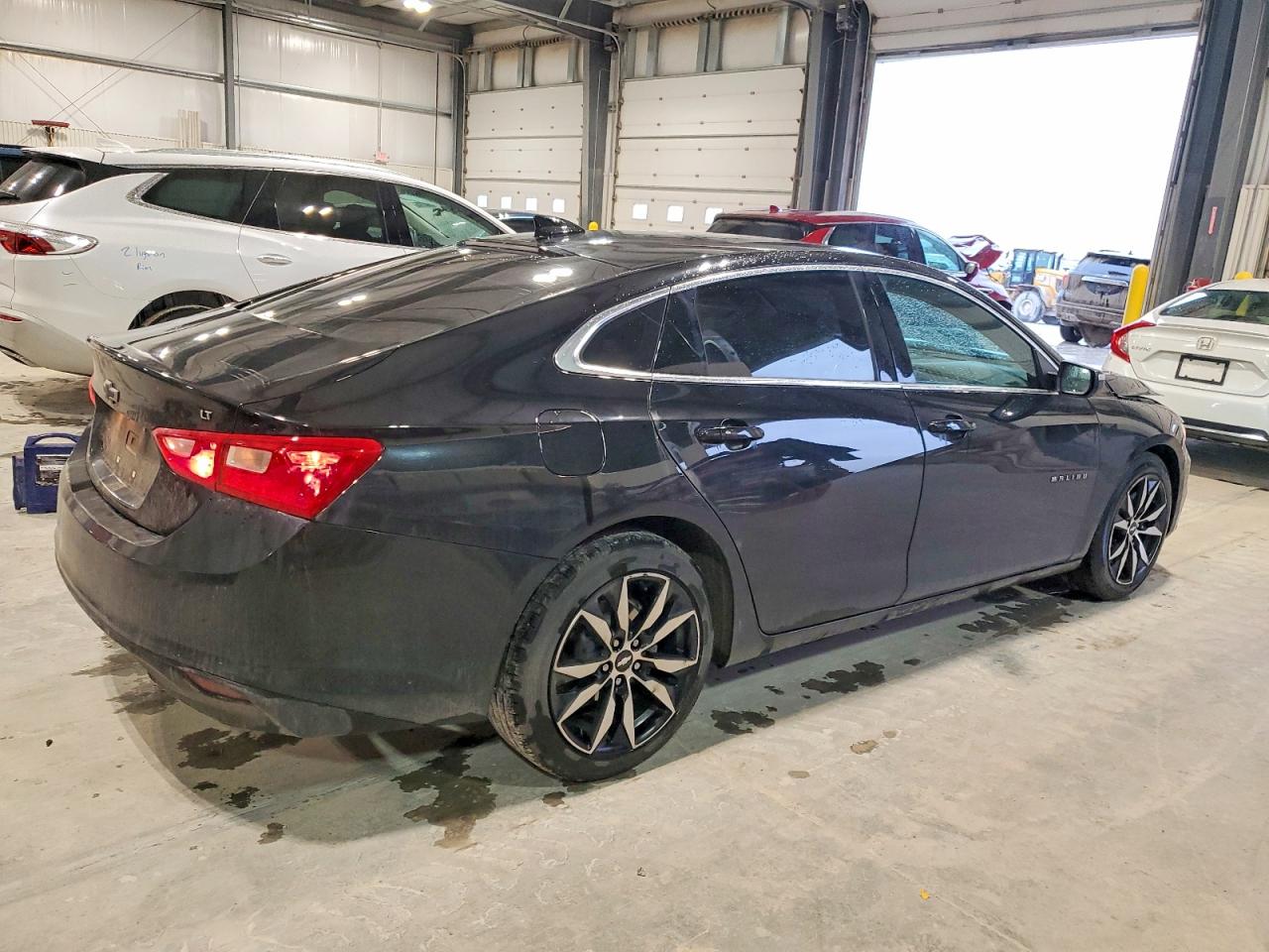 2018 CHEVROLET MALIBU LT photo 3