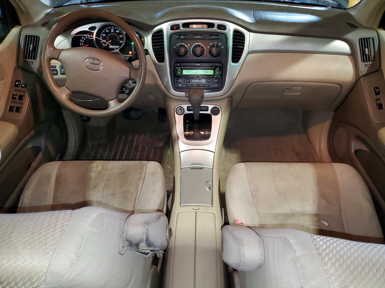 2004 TOYOTA HIGHLANDER photo 22