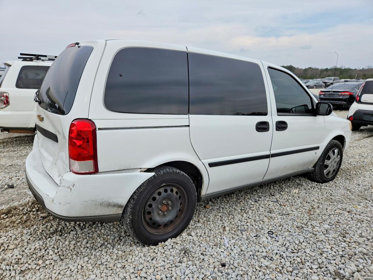 2007 CHEVROLET UPLANDER LS photo 3