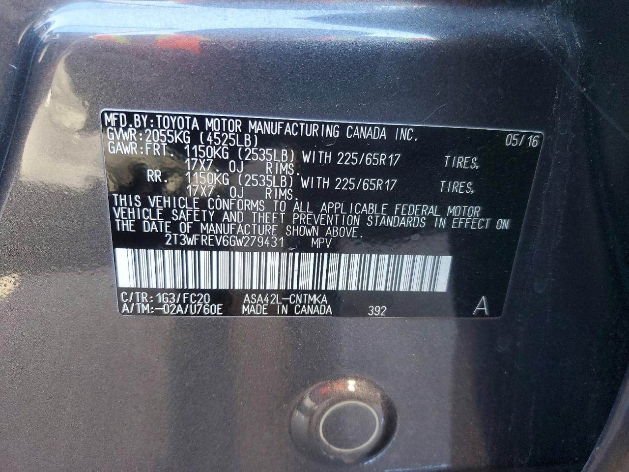 2016 TOYOTA RAV4 XLE photo 25