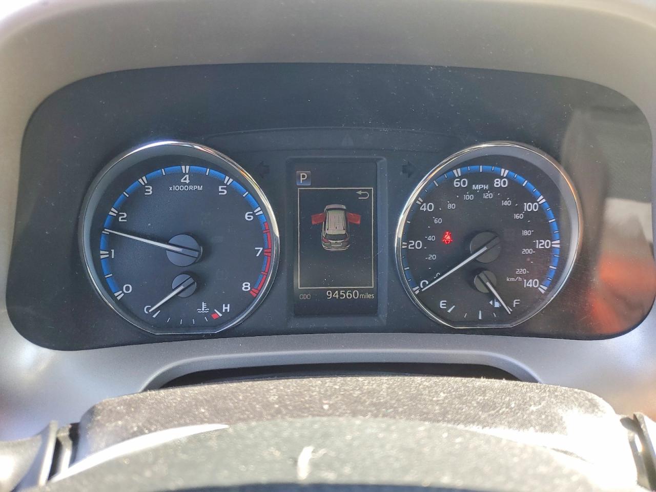 2016 TOYOTA RAV4 XLE photo 17