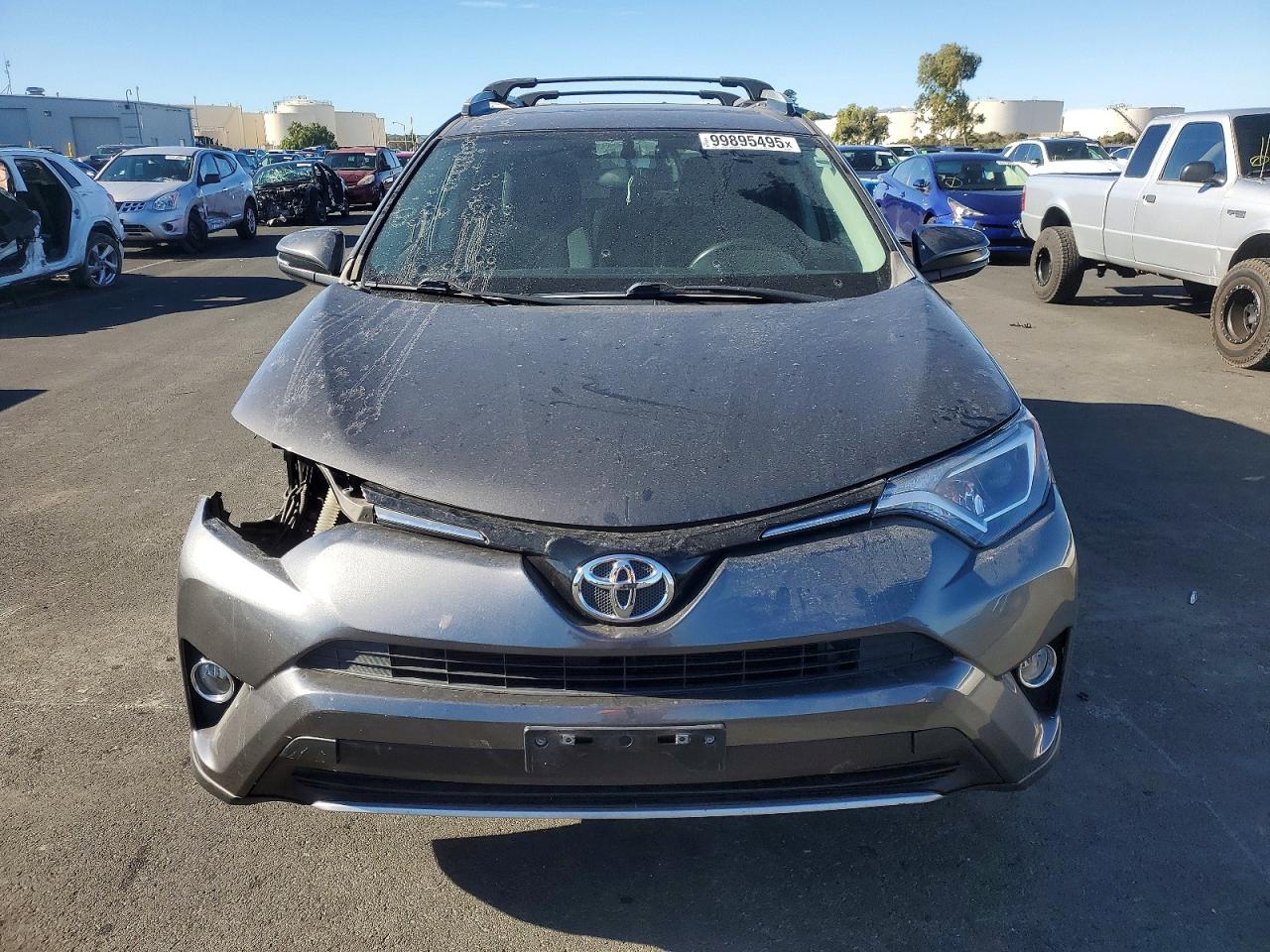 2016 TOYOTA RAV4 XLE photo 9
