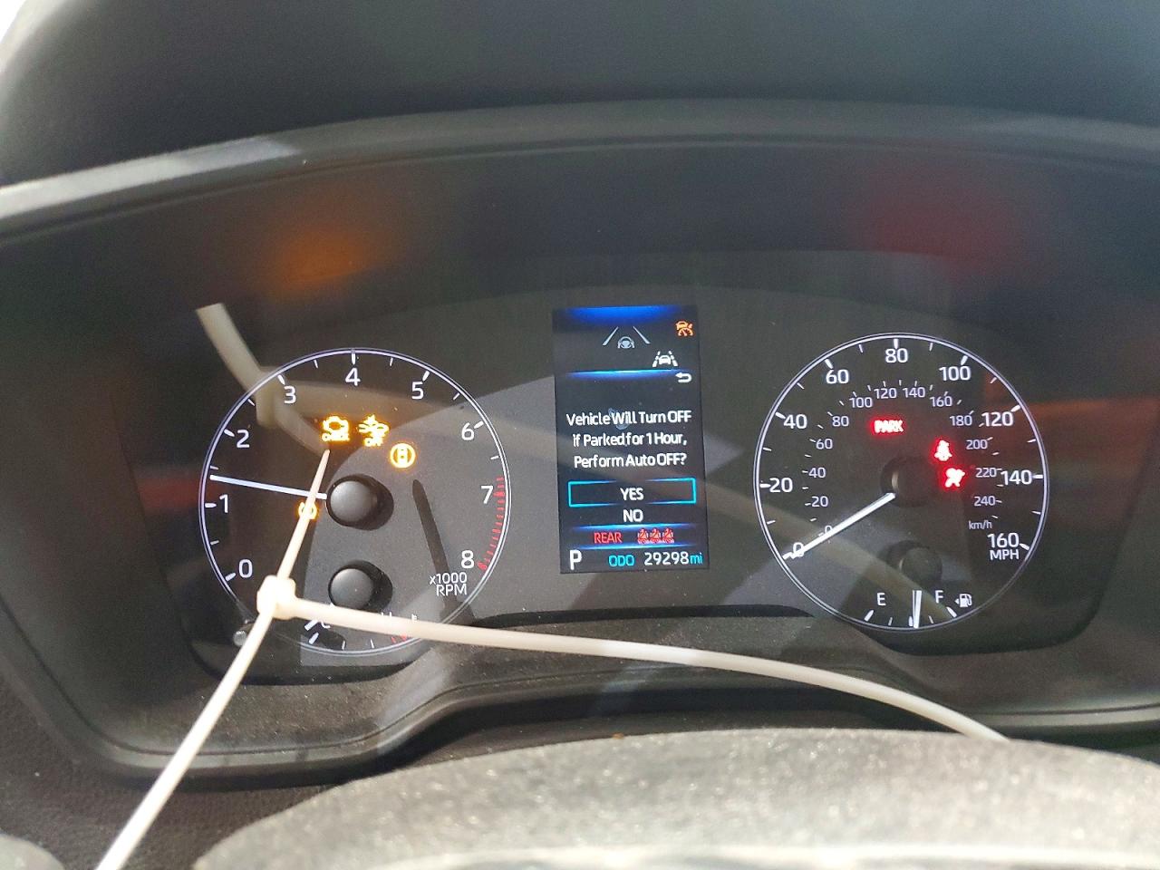 2024 TOYOTA COROLLA CROSS LE photo 9