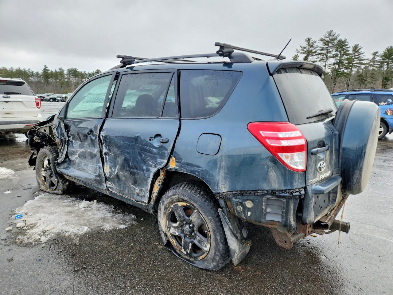 2009 TOYOTA RAV4 photo 2