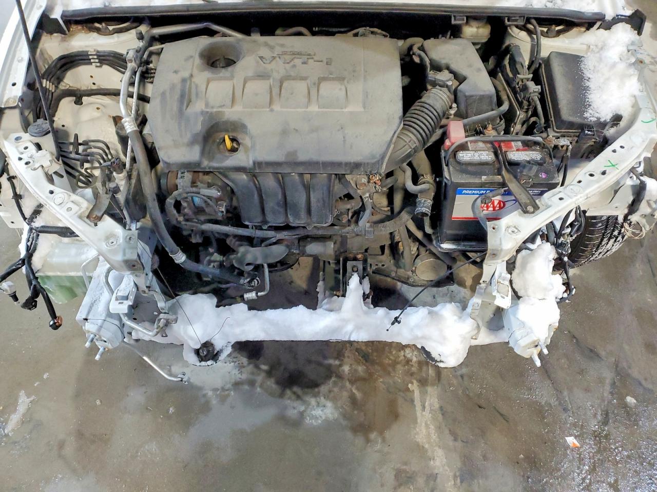 2015 TOYOTA COROLLA L photo 11