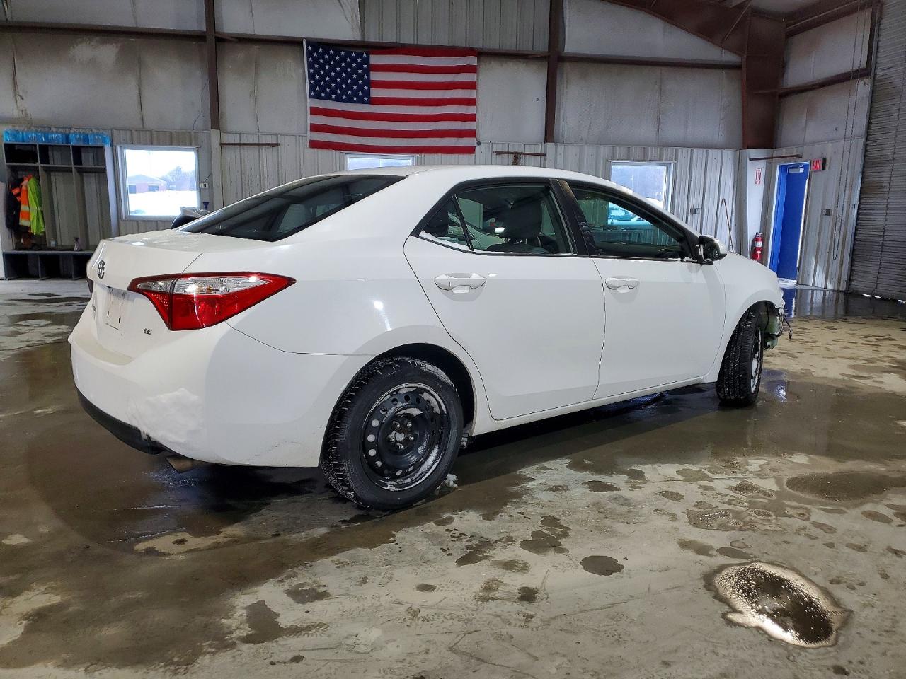 2015 TOYOTA COROLLA L photo 3