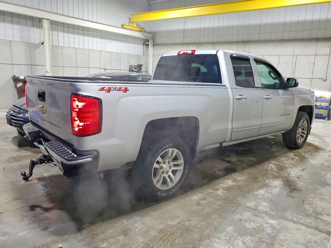 2018 CHEVROLET SILVERADO K1500 LT photo 3